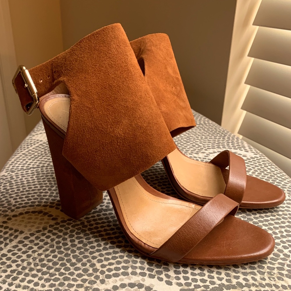 SCHUTZ Ankle Cuff Cognac Suede Sandal